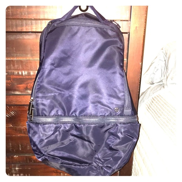 city adventurer backpack large